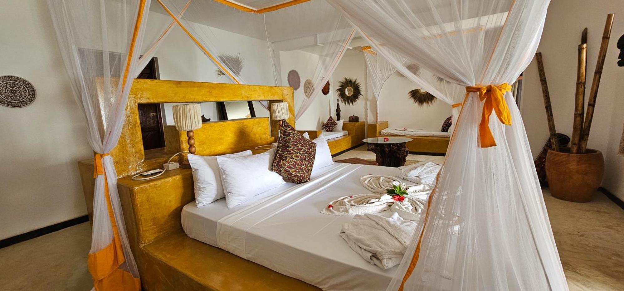Milele Beach Resort Pingwe Exterior foto