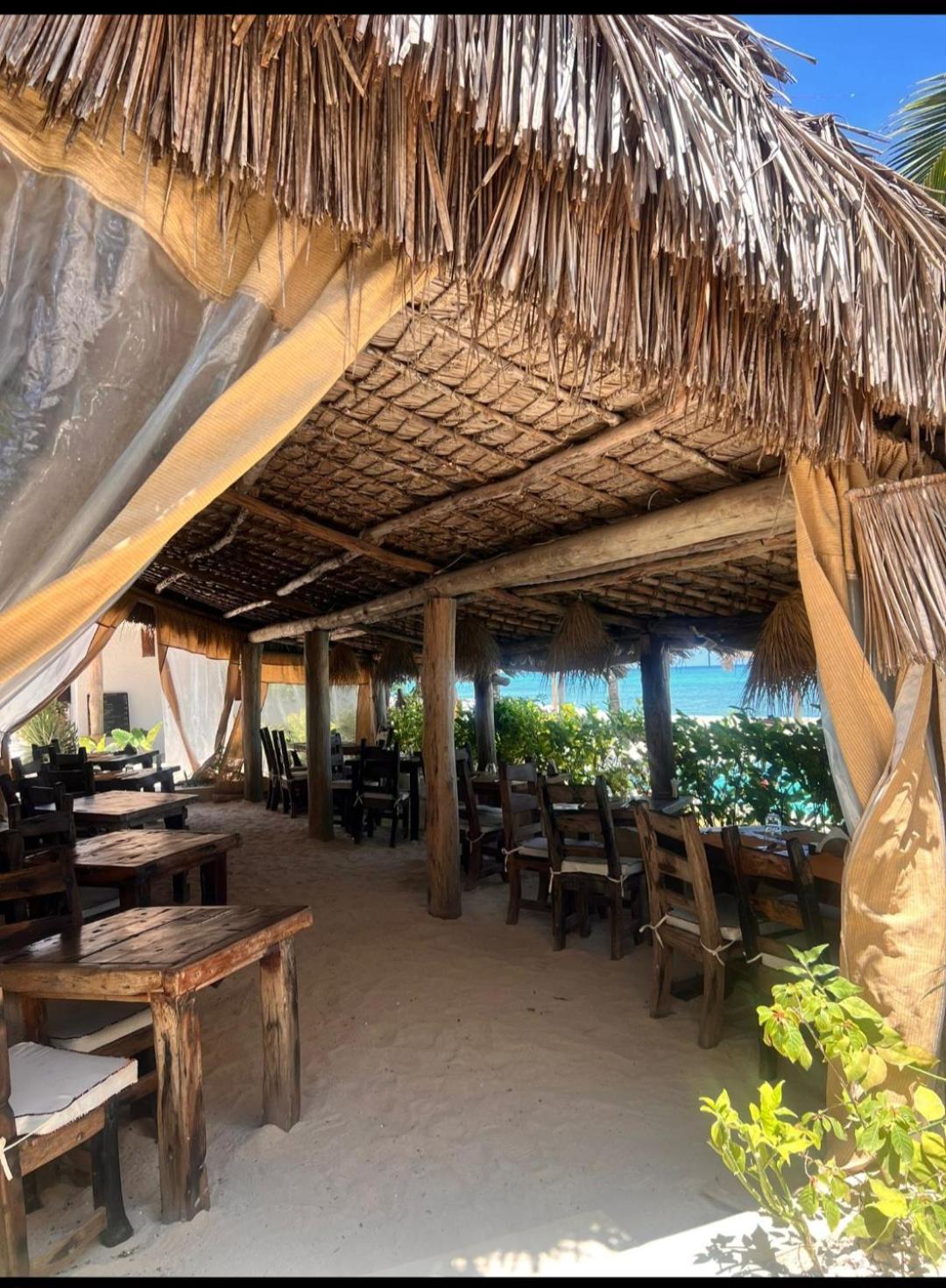 Milele Beach Resort Pingwe Exterior foto